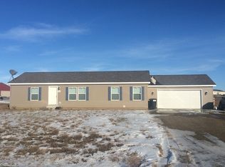 12241 Buffalo Hills Dr, Watford City, ND 58854