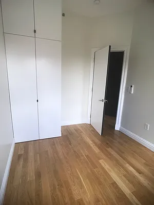 Rented by Gazal International Brokerage Group | media 16