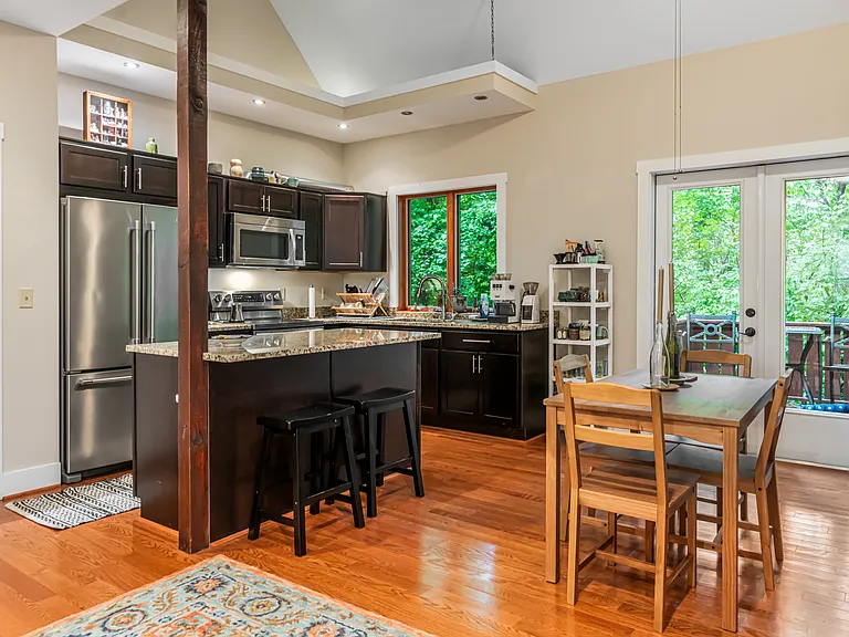 51B Westover Dr #B — Photo 16