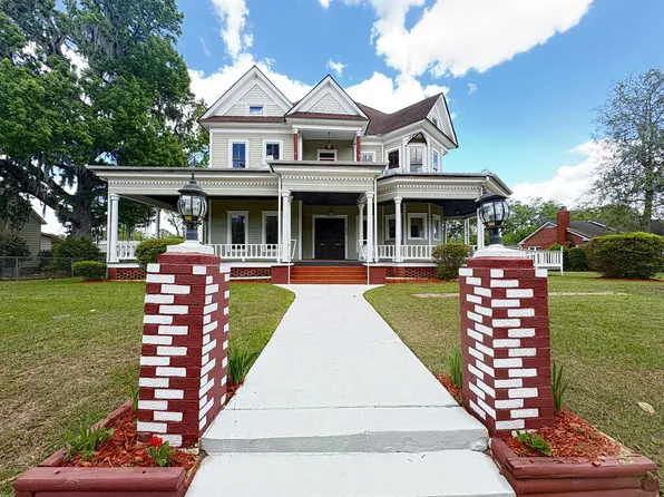 417 N Court St, Quitman, GA 31643
