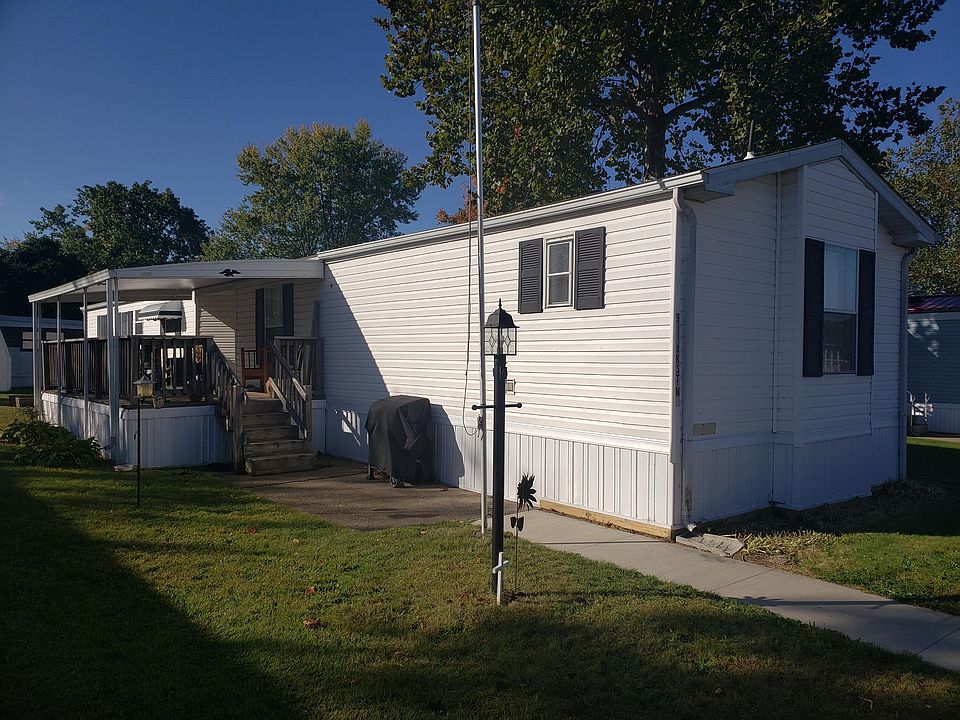 Exterior Image-0-SKYLINE 106K Sandy Valley Estates