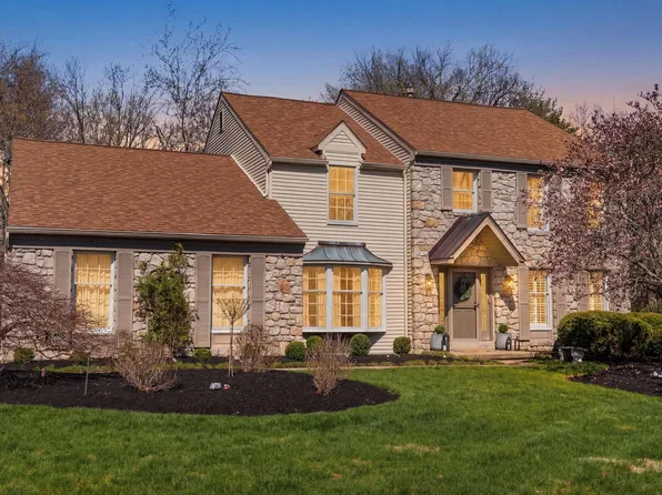 1836 Beacon Hill Dr, Dresher, PA 19025