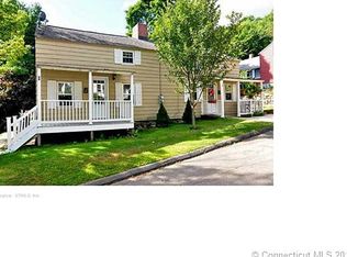 68 Bridge St, Collinsville, CT 06019