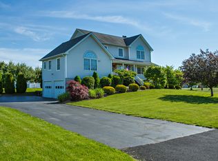 39 Heritage Ln, Lagrangeville, NY 12540