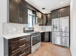 10238 85th Rd, Richmond Hill, NY 11418