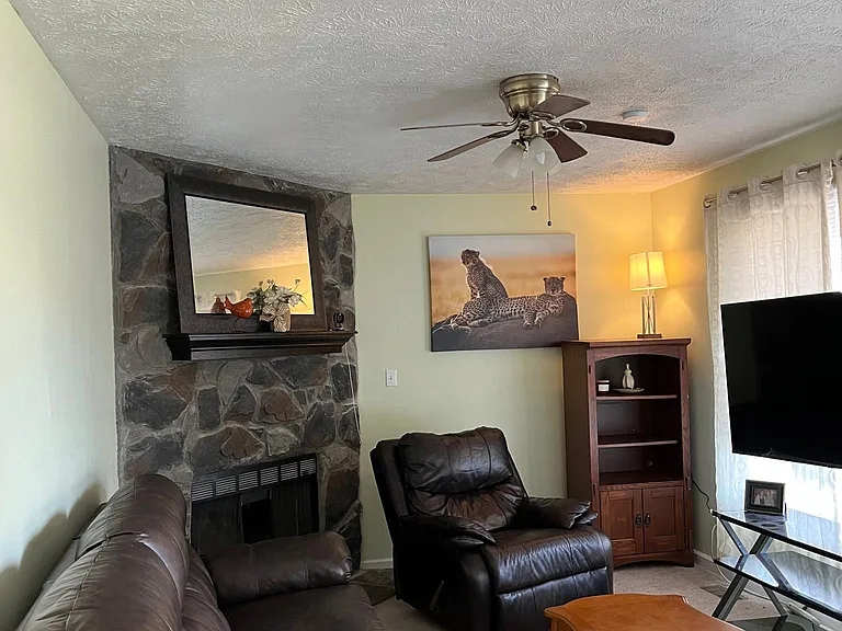 5584 Grimes Rd — Photo 12