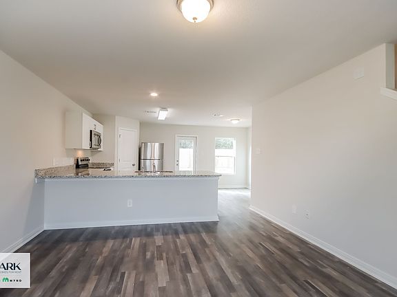 3rd image of 15614 Briar Forest Dr