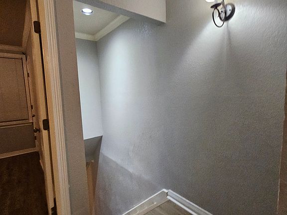 3rd image of 4105 Flory St #4105A