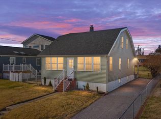 1924 Sunberry Rd, Baltimore, MD 21222