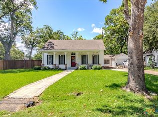 314 W Church St, Edna, TX 77957