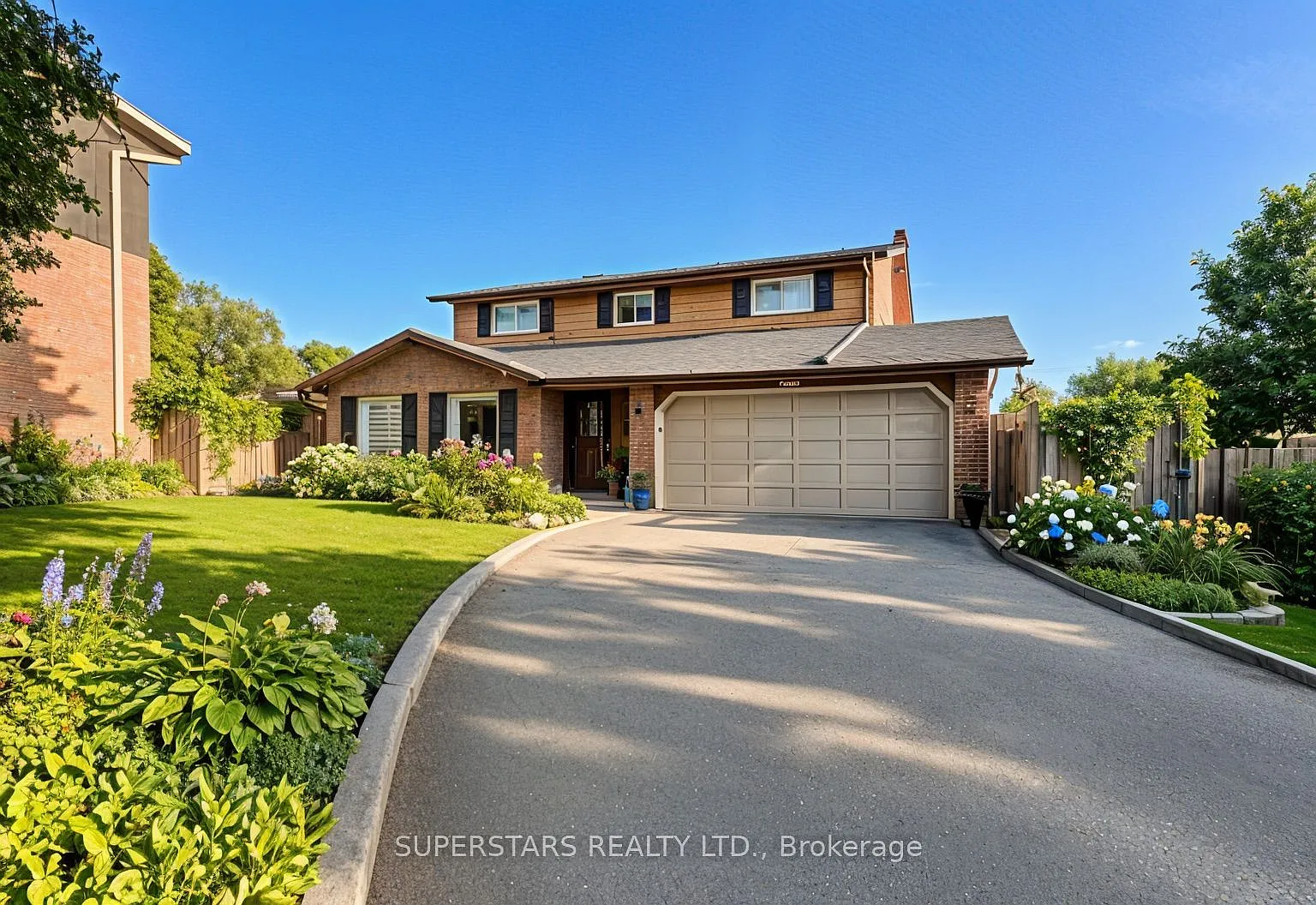 5 bed, $4,600 — Photo 1