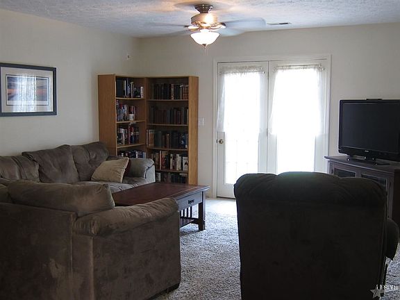 3rd image of 1119 Elias Murray Dr