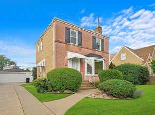 7352 N Oleander Ave, Chicago, IL 60631