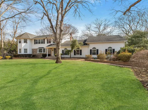 795 Old Medford Avenue, Medford, NY 11763