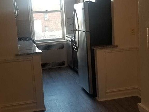 2nd image of 2188 E 22nd St #2