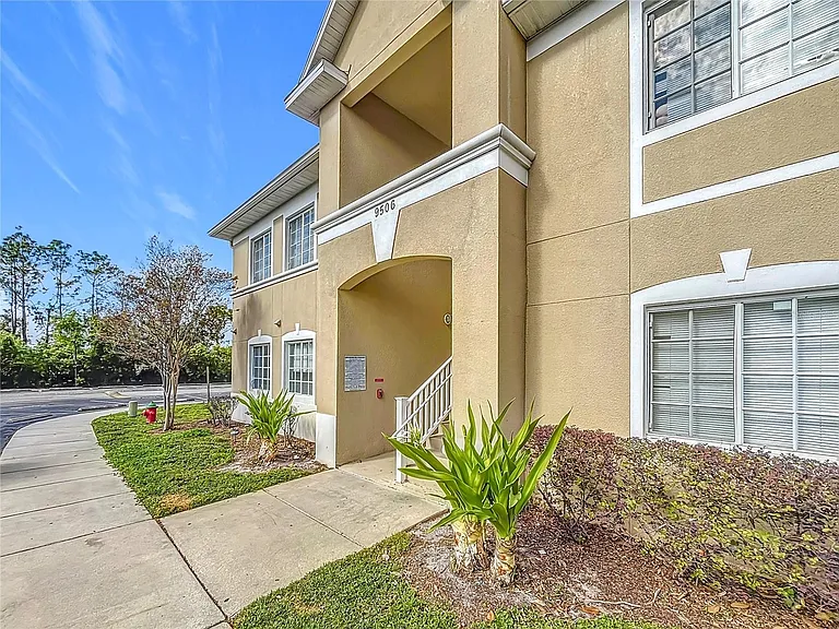 9506 Amberdale Ct #201 — Photo 17