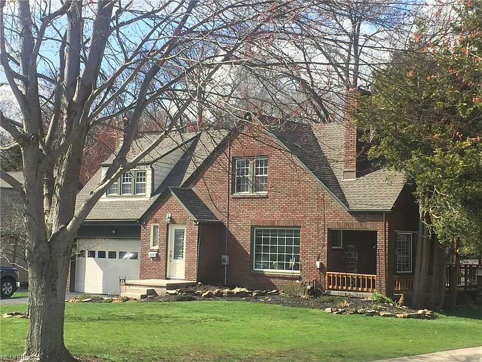 1st image of 818 Golfview Ave