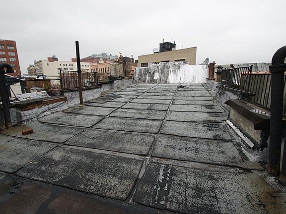 4th image of 42 Morton St APT 18