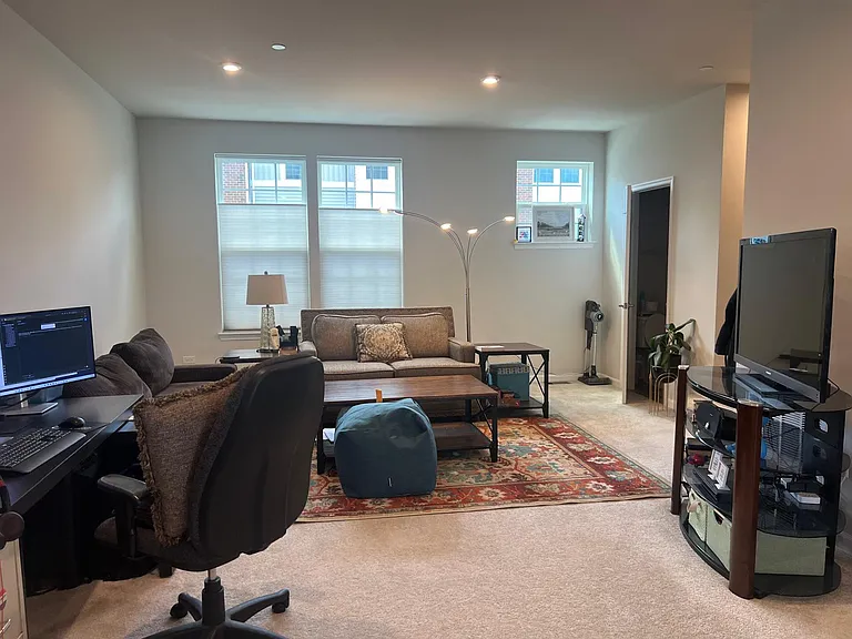 936 Jenkins Ct — Photo 7