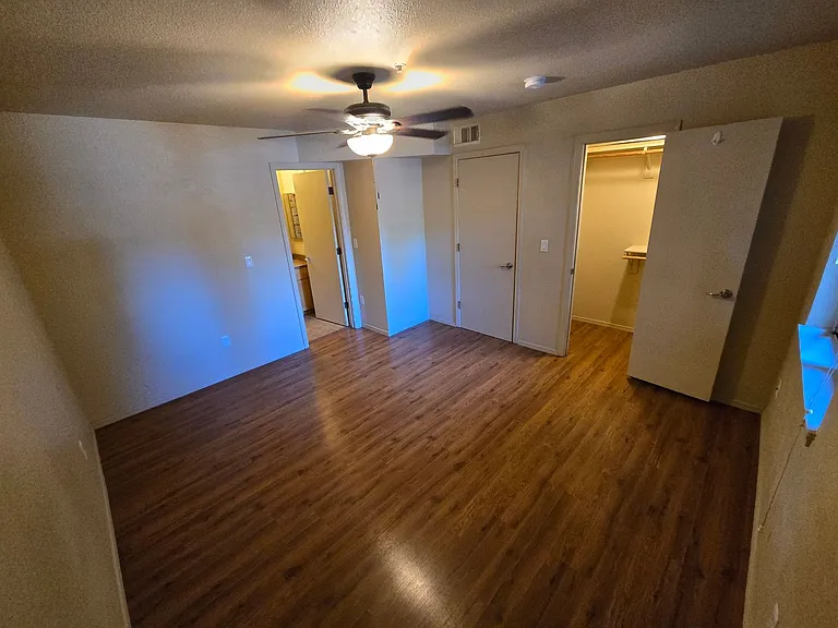 1385 W University Ave #4-125 — Photo 23