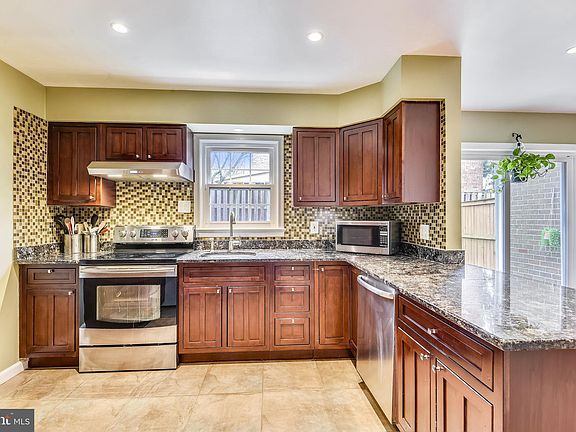 4th image of this home