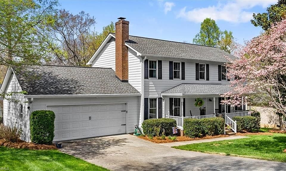 1st image of 109 Stafford Oak Dr