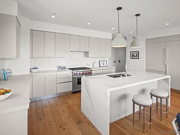 5th image of 1014 5th St #3B