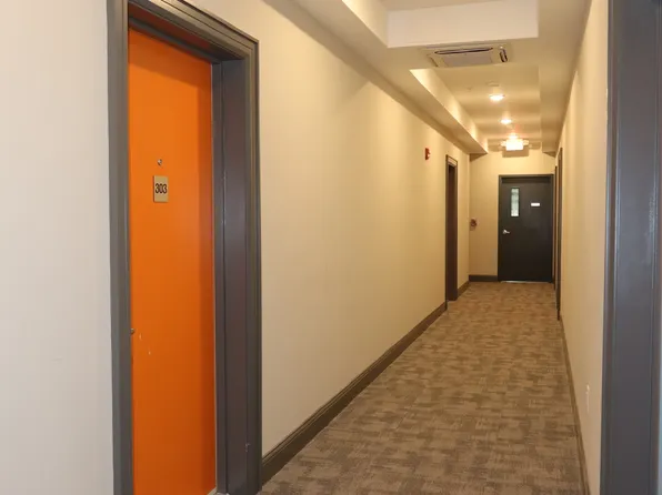 305 West Side Avenue image 3 of 22