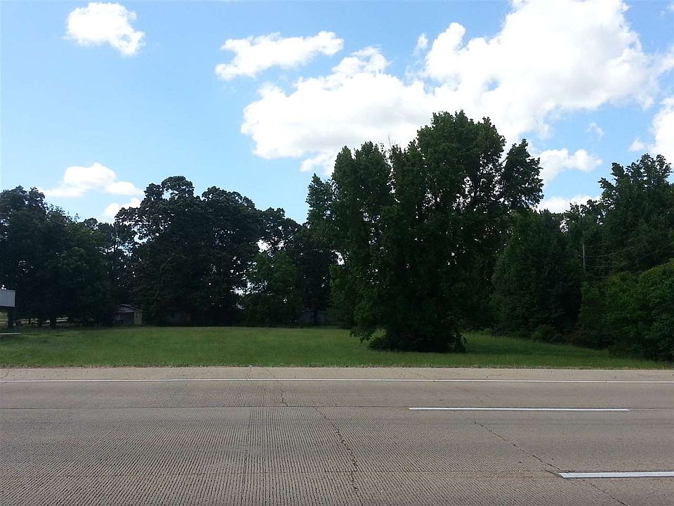 1st image of 3806 S Lake Dr