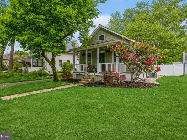 13 Berrien Ave, Princeton Junction, NJ 08550