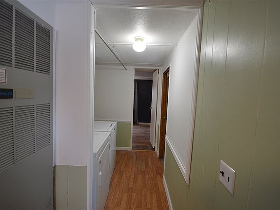 3rd image of 526 N Lake St Lot 101