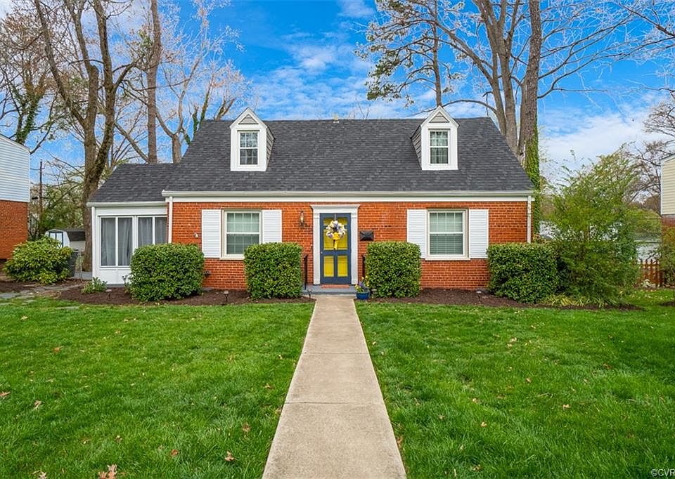 1st image of 906 Greenway Ln