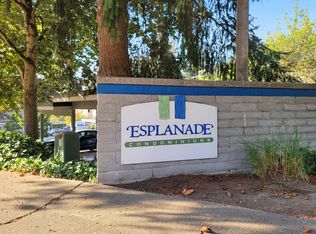 9838 NE 122nd St APT Q201, Kirkland, WA 98034