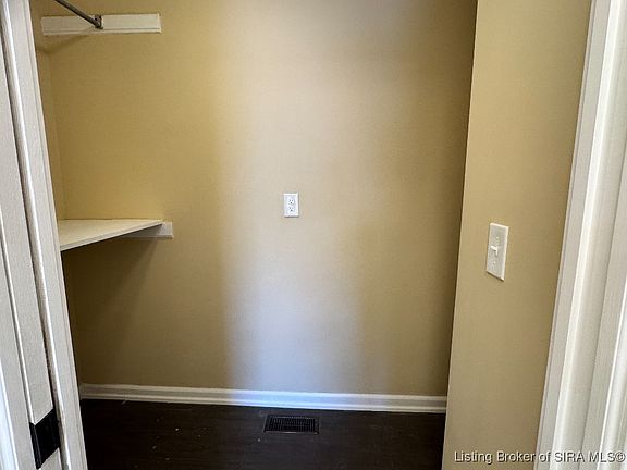 4th image of 3064 Wooded Way