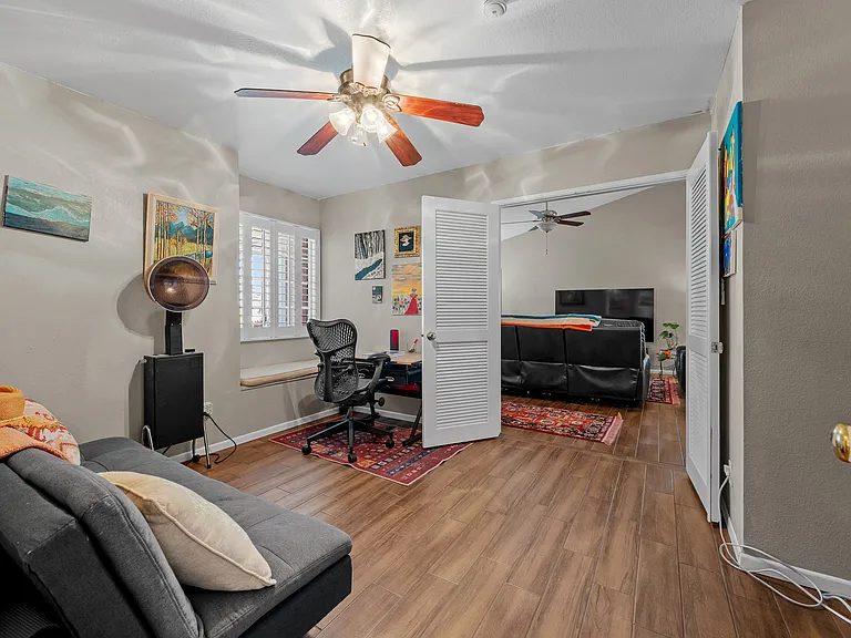 1834 Olamar Way — Photo 31