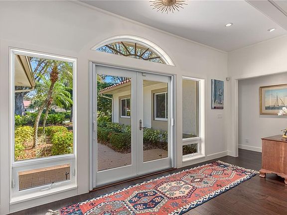 5th image of 1589 NW Sweet Bay Cir