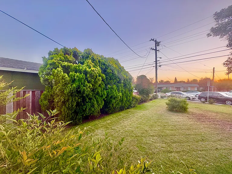 400 Hodges Ave — Photo 55