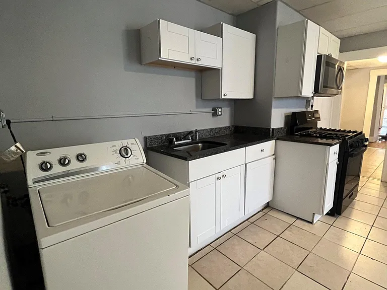 39 Birch St #5 — Photo 7