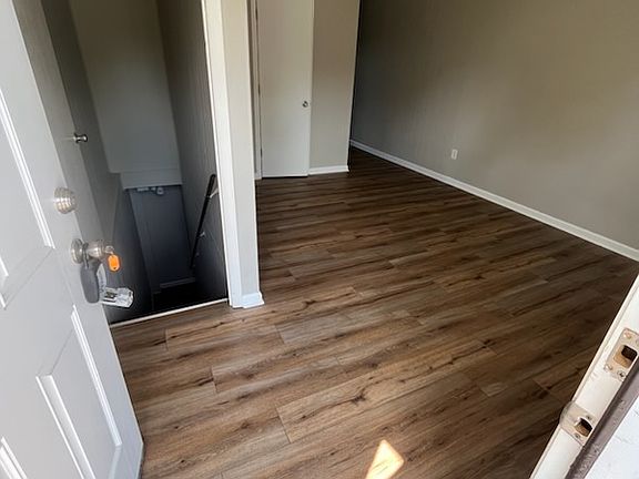 3rd image of 142 McDaniel St #H