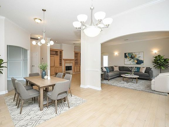 3rd image of 8022 Duffield Ln