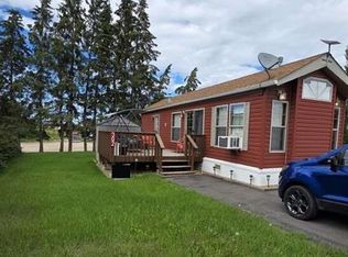 301 Railway Ave, Cut Knife, SK S0M0N0