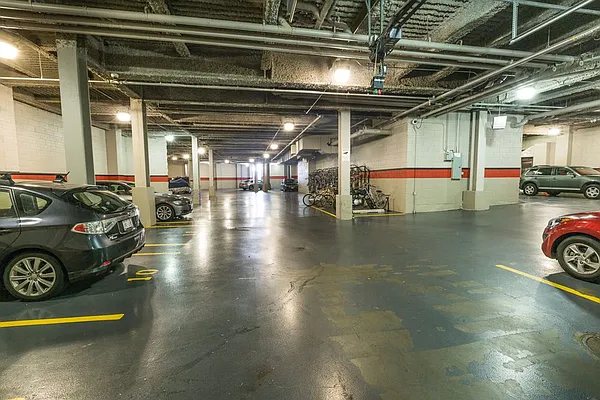 Rented by Really NY LLC | media 30