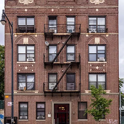 Rented by Nooklyn NYC LLC | media 38