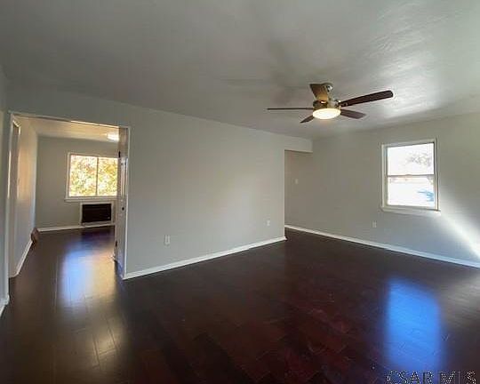 5th image of 104 Wyoming St