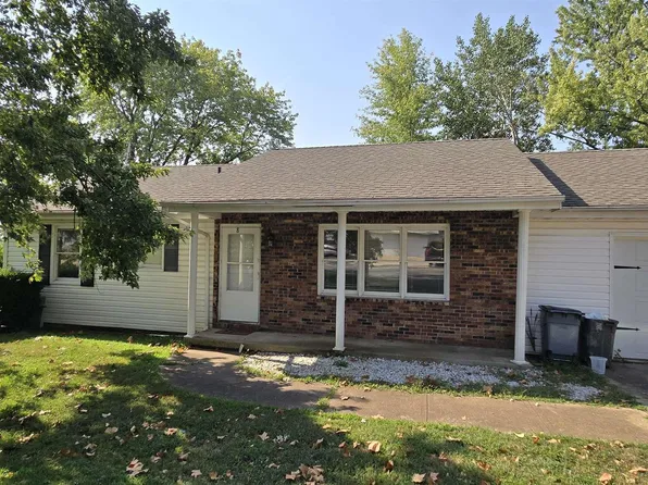 811 Circle Dr, Warsaw, MO 65355