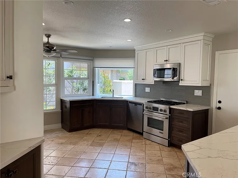 609 W Palm Dr — Photo 4