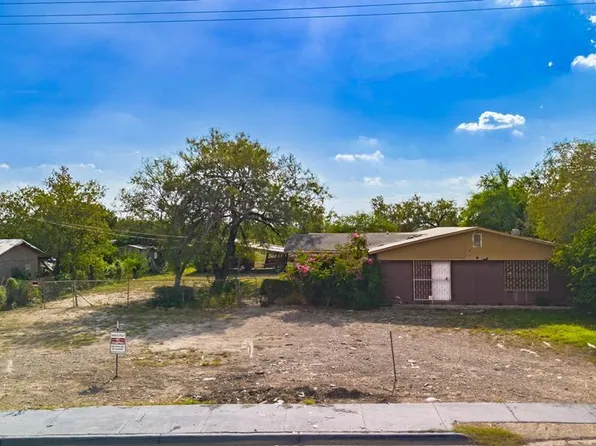 1850 Eidson Road, Eagle Pass, TX 78852