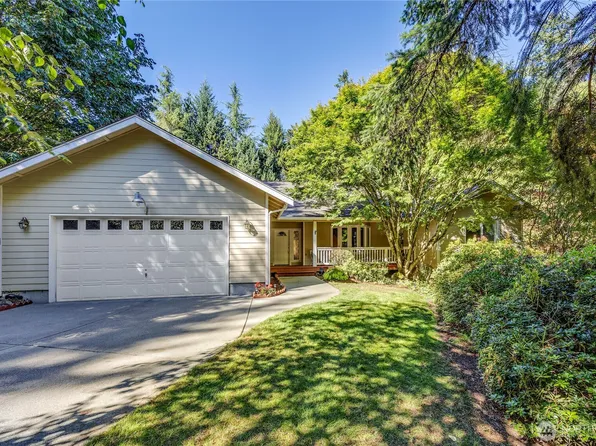 17523 Maple Hill Avenue NE, Poulsbo, WA 98370