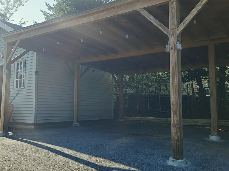 816 Crothers Ln — Photo 20