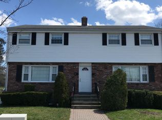 105 Jensen Rd, Watertown, MA 02472